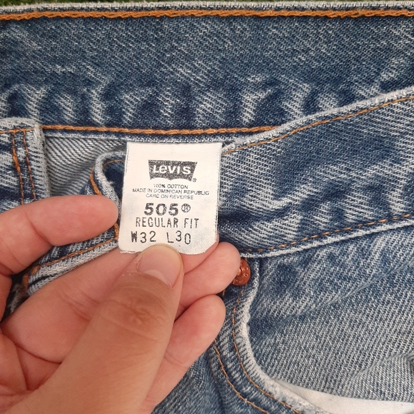 Mens Levis 505 Regular Fit Size 32 x 30 - Picture 3 of 4